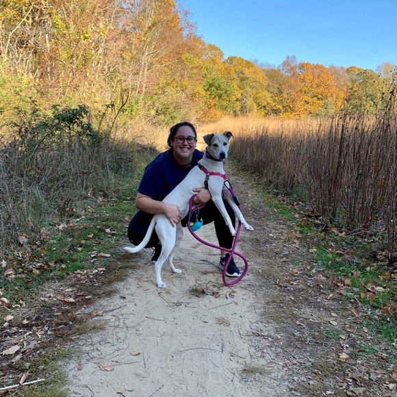 Meet your Posher, Lauren - Picture 3 of 3